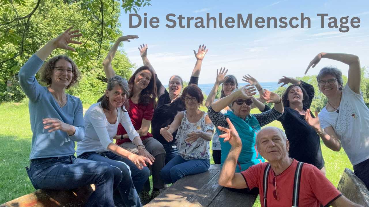 Gruppe bei den StrahleMensch-Tagen, der Naturauszeit auf dem Kalten Feld